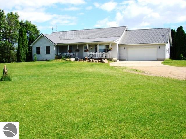 9842 E Pleasant Valley Rd, Shepherd, MI 48883 photo 34