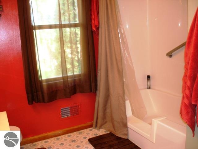 9842 E Pleasant Valley Rd, Shepherd, MI 48883 photo 16