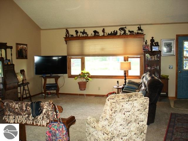 9842 E Pleasant Valley Rd, Shepherd, MI 48883 photo 6