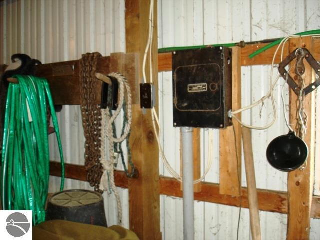 9842 E Pleasant Valley Rd, Shepherd, MI 48883 photo 36