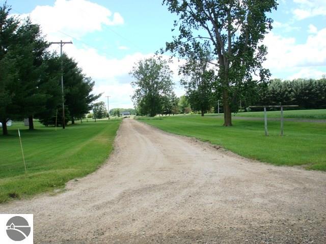 9842 E Pleasant Valley Rd, Shepherd, MI 48883 photo 29