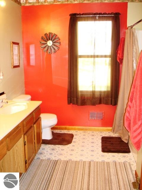 9842 E Pleasant Valley Rd, Shepherd, MI 48883 photo 15