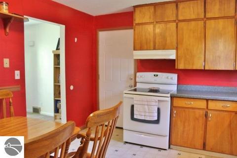 432 E Marshall St, Alma, MI 48801 photo 10