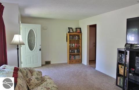 432 E Marshall St, Alma, MI 48801 photo 5