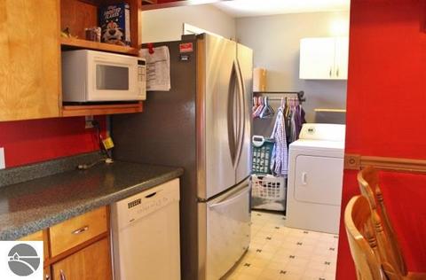 432 E Marshall St, Alma, MI 48801 photo 8