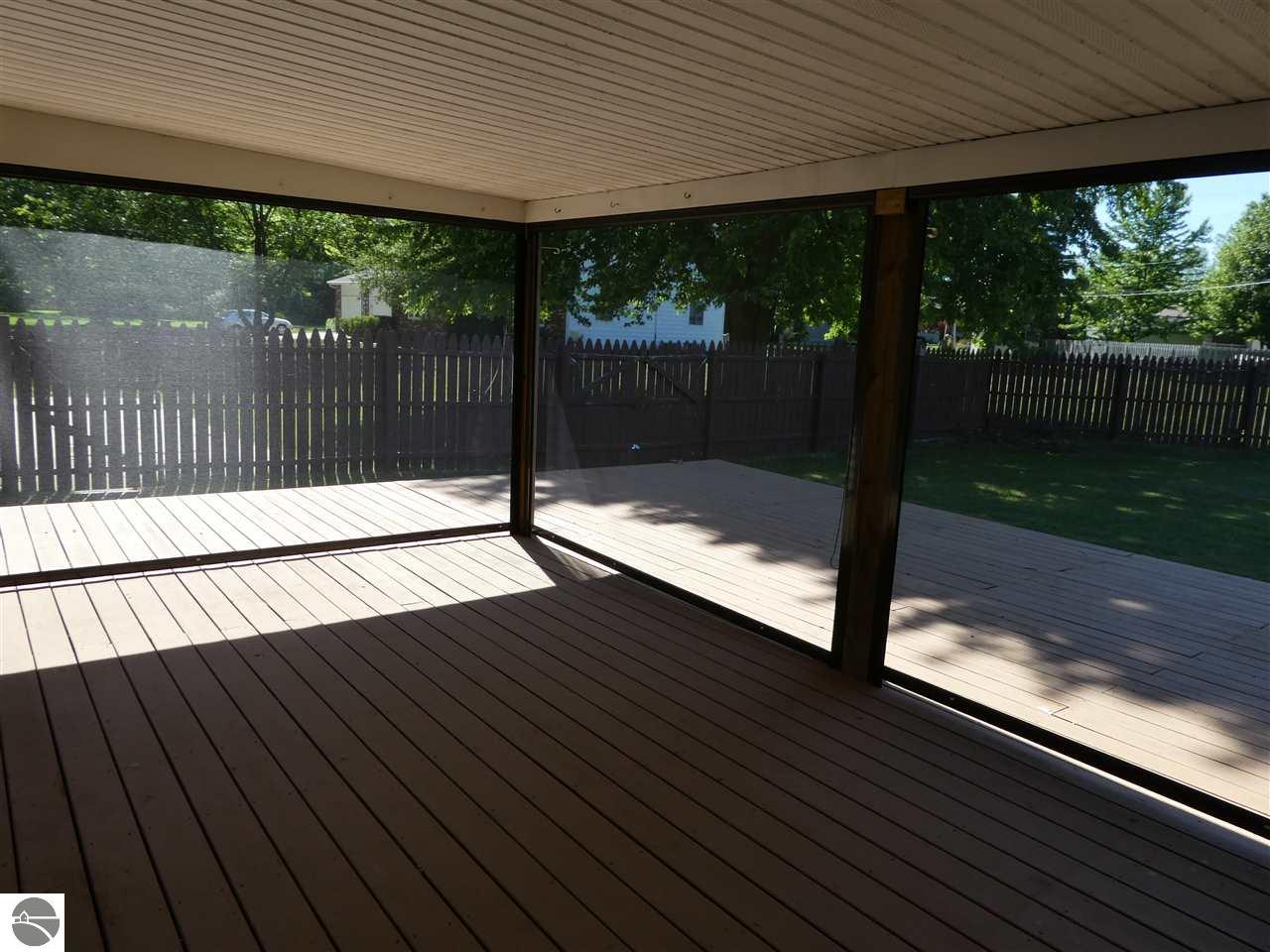 306 Devon Dr, Saint Louis, MI 48880 photo 31