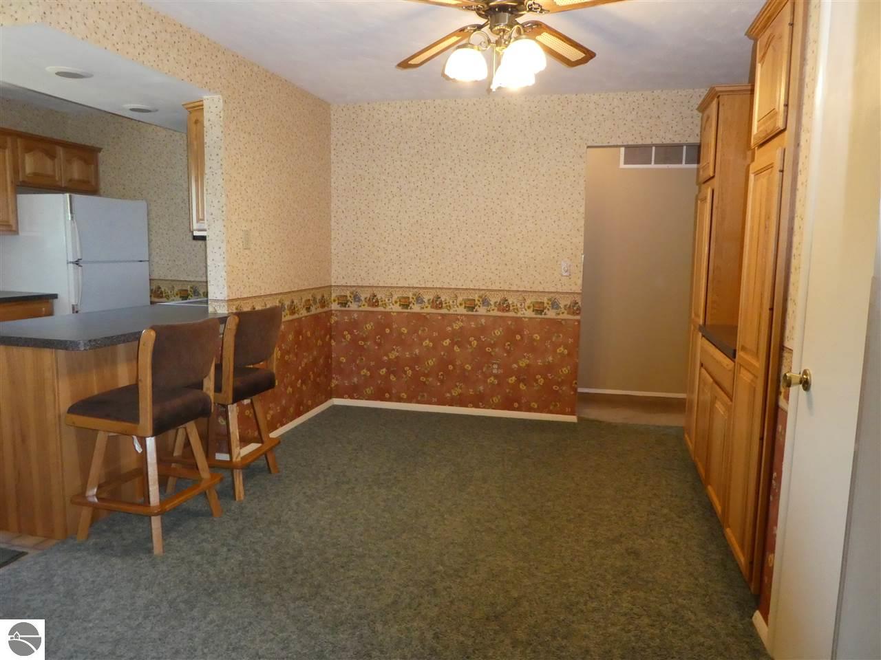 306 Devon Dr, Saint Louis, MI 48880 photo 16