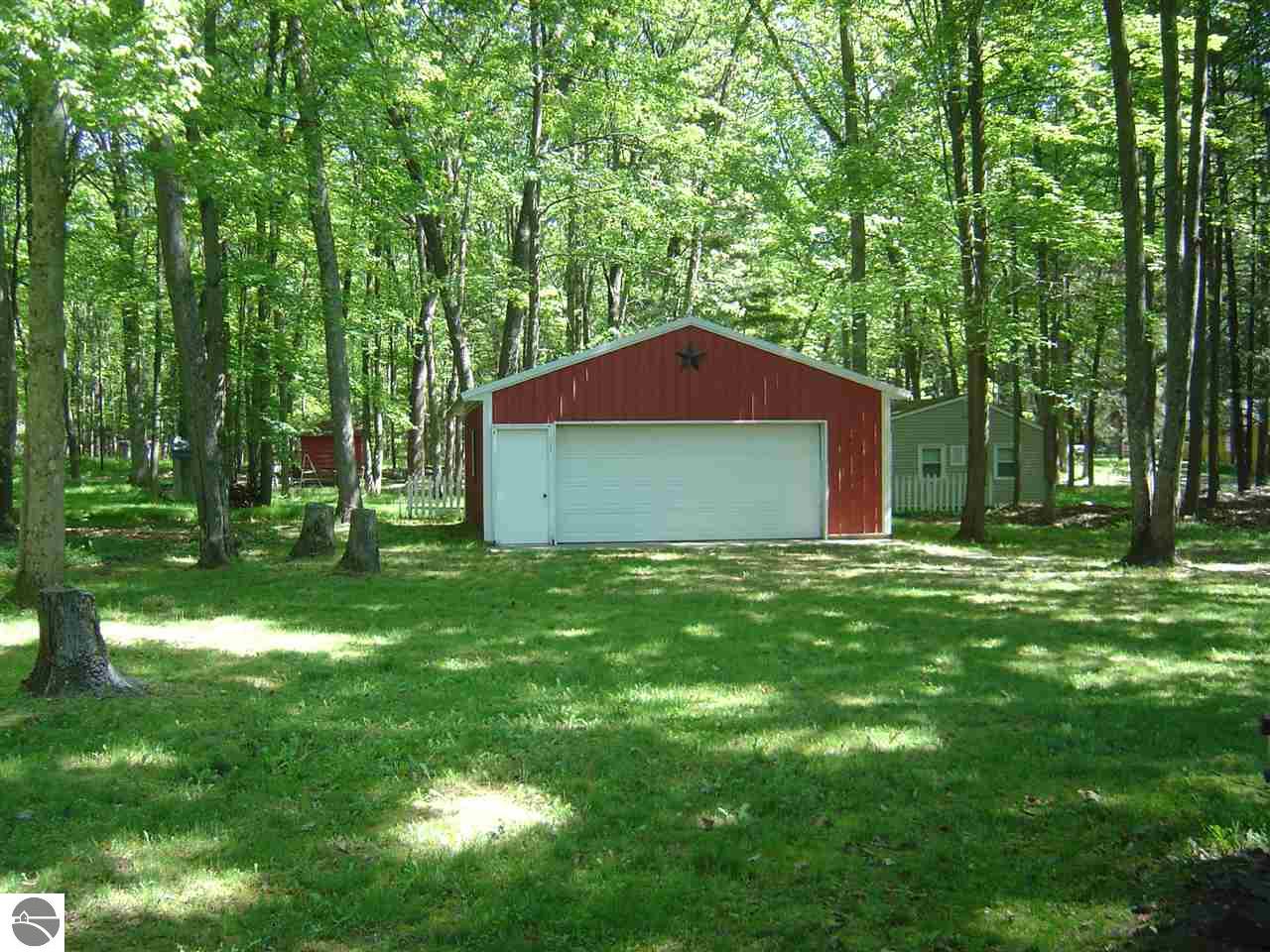3183 Wolf Lake Dr, Baldwin, MI 49304 photo 9