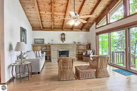 4385 E Shore Dr, Grawn, MI 49637 photo 9