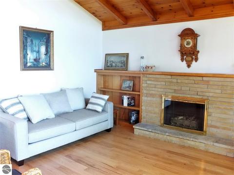 4385 E Shore Dr, Grawn, MI 49637 photo 7