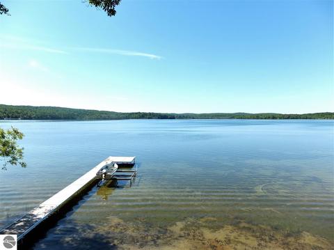 4385 E Shore Dr, Grawn, MI 49637 photo 4