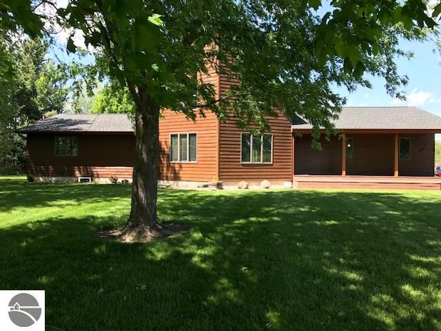 3169 Walton, Shepherd, MI 48883 photo 31