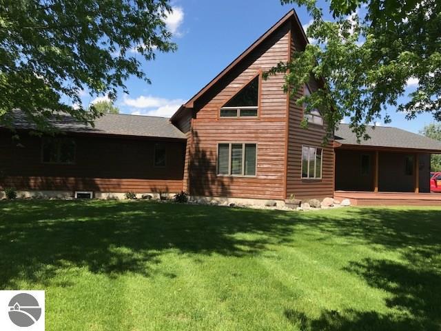 3169 Walton, Shepherd, MI 48883 photo 1