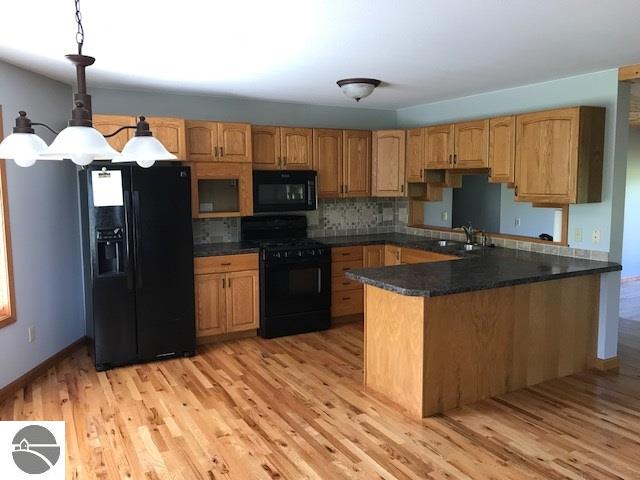 3169 Walton, Shepherd, MI 48883 photo 2