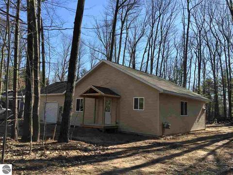 875 Cedar Trl, Interlochen, MI 49643 photo 3
