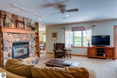 7110 S Rosinski Rd, Cedar, MI 49621 photo 3