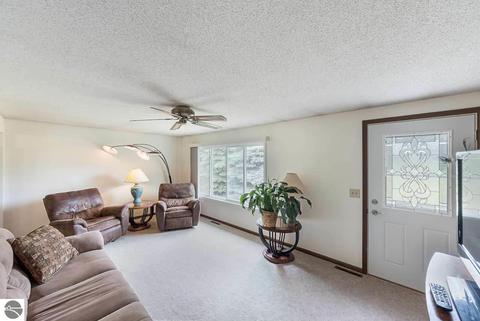 3731 E Mill Rd, Grawn, MI 49637 photo 2