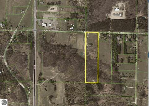 3731 E Mill Rd, Grawn, MI 49637 photo 23