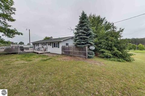 3731 E Mill Rd, Grawn, MI 49637 photo 17