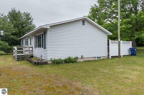 3731 E Mill Rd, Grawn, MI 49637 photo 15