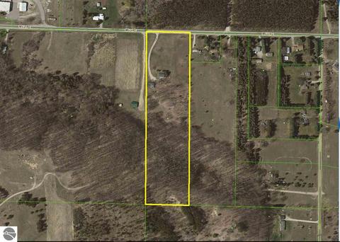 3731 E Mill Rd, Grawn, MI 49637 photo 24