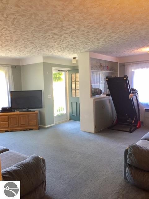 514 Cherry St, Standish, MI 48658 photo 6