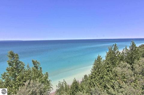 4769 Golfview Dr, Leland, MI 49654 photo 5