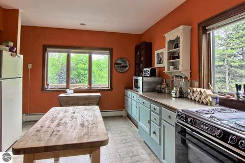 4769 Golfview Dr, Leland, MI 49654 photo 12