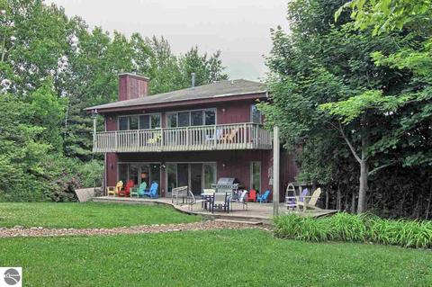4769 Golfview Dr, Leland, MI 49654 photo 29