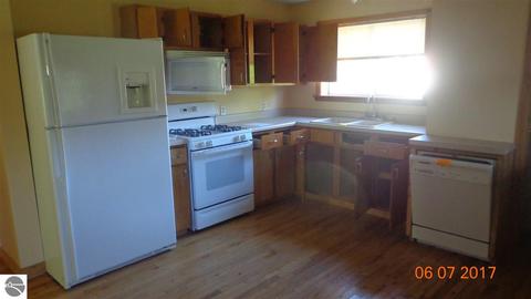 6680 S Schomberg Rd, Cedar, MI 49621 photo 5