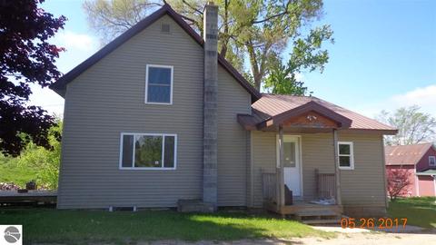 6680 S Schomberg Rd, Cedar, MI 49621 photo 1