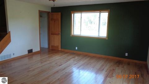 6680 S Schomberg Rd, Cedar, MI 49621 photo 10