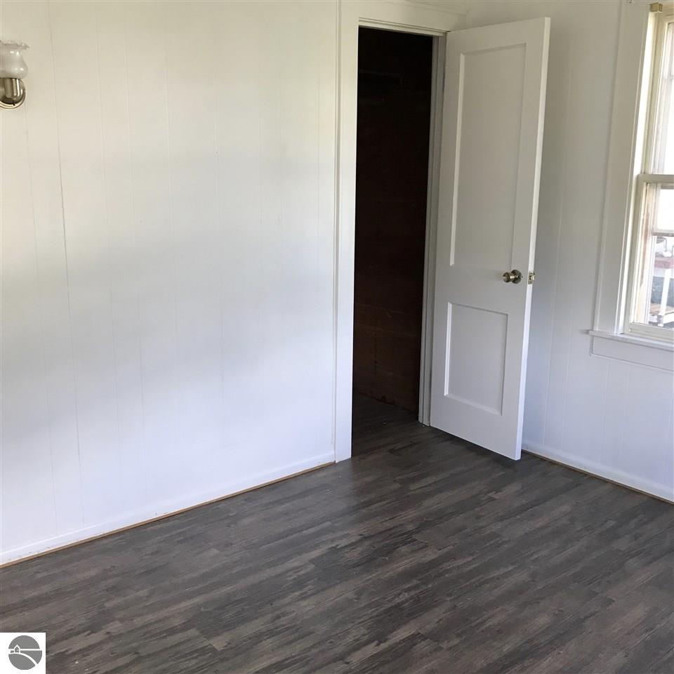 411 Fourth St, Clare, MI 48617 photo 14