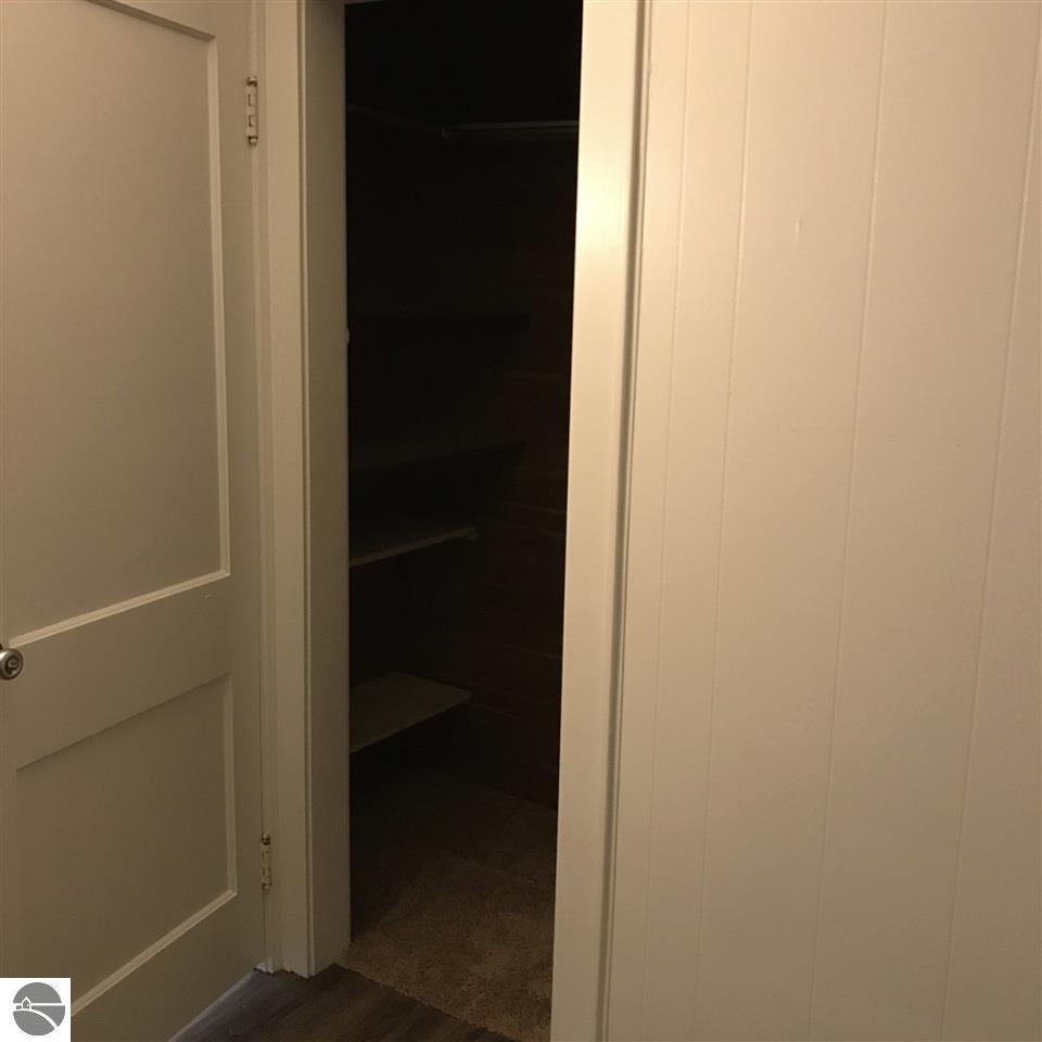 411 Fourth St, Clare, MI 48617 photo 17