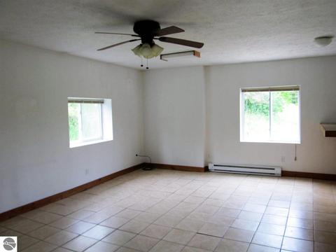 6315 E Lincoln Rd, Cedar, MI 49621 photo 5