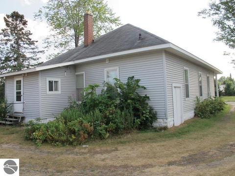 702 Park St, Grayling, MI 49738 photo 47