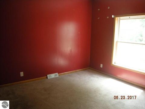 2585 Mohawk Trce, Interlochen, MI 49643 photo 9