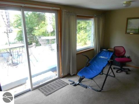 323 E Surrey Rd, Farwell, MI 48622 photo 12