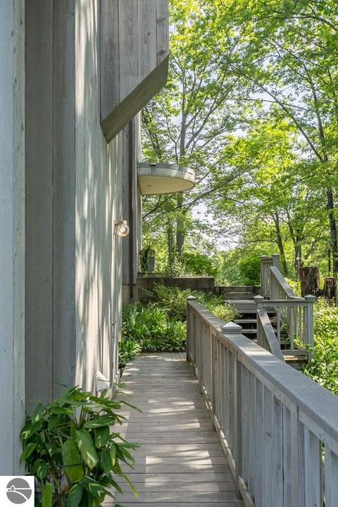 4060 S Bluff Ln, Cedar, MI 49621 photo 8