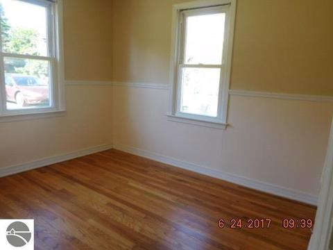 327 Main St, Lincoln, MI 48742 photo 12