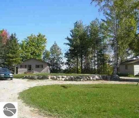 5439 Ridge Rd, Hale, MI 48739 photo 1