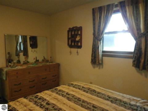 1787 Linksview Way, Gladwin, MI 48624 photo 39