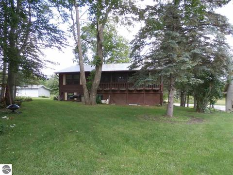 1787 Linksview Way, Gladwin, MI 48624 photo 8