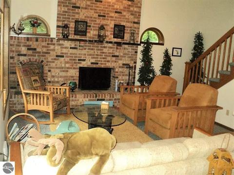 4289 Fox Run, Remus, MI 49340 photo 2