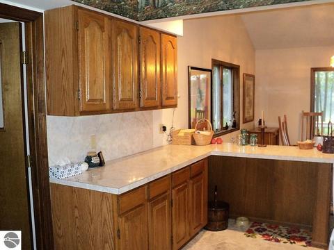4289 Fox Run, Remus, MI 49340 photo 10