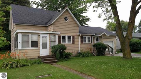 309 S Frst, Standish, MI 48658 photo 1