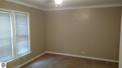 309 S Frst, Standish, MI 48658 photo 4