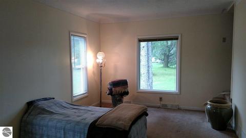 309 S Frst, Standish, MI 48658 photo 8