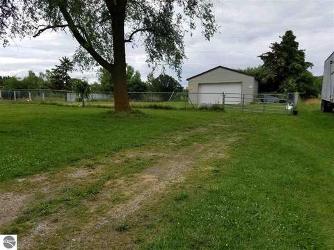 22700 Gratiot Rd, Merrill, MI 48637 photo 5