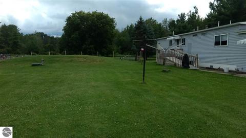 3225 Casmere Rd, Standish, MI 48658 photo 4
